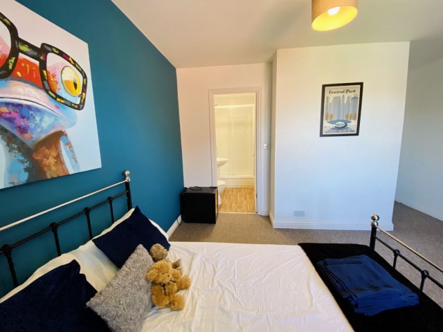 House Share at 12 Farrow Avenue Hampton