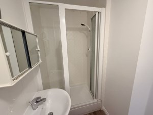 House Share at 14 Lakeview Way Hampton