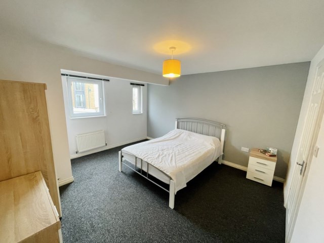 House Share at 14 Lakeview Way Hampton PE7 8FG