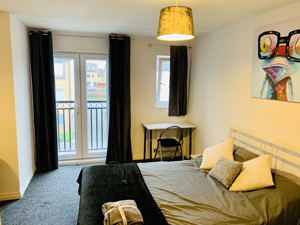 House Share at 14 Lakeview Way Hampton