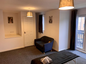House Share at 14 Lakeview Way Hampton