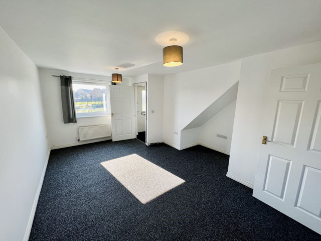 6 St Edmunds Walk PE7 8GQ