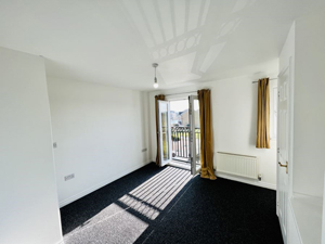 6 St Edmunds Walk Hampton Centre PE7 8GQ