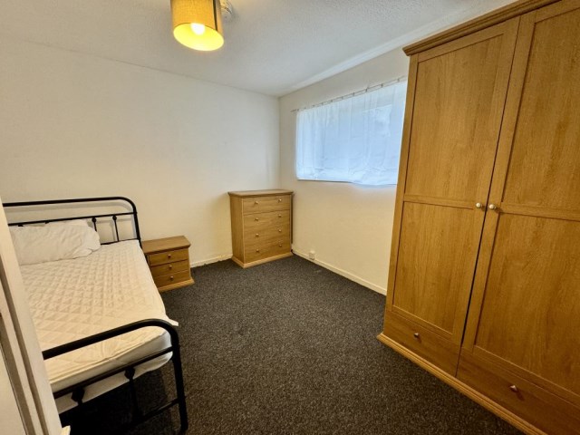 House Share at 32 Oxclose Bretton PE3 8JR