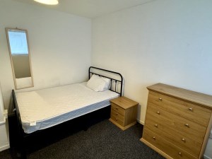 House Share at 32 Oxclose Bretton PE3 8JR