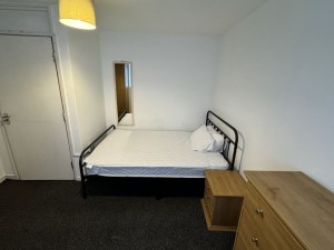 House Share at 32 Oxclose Bretton PE3 8JR