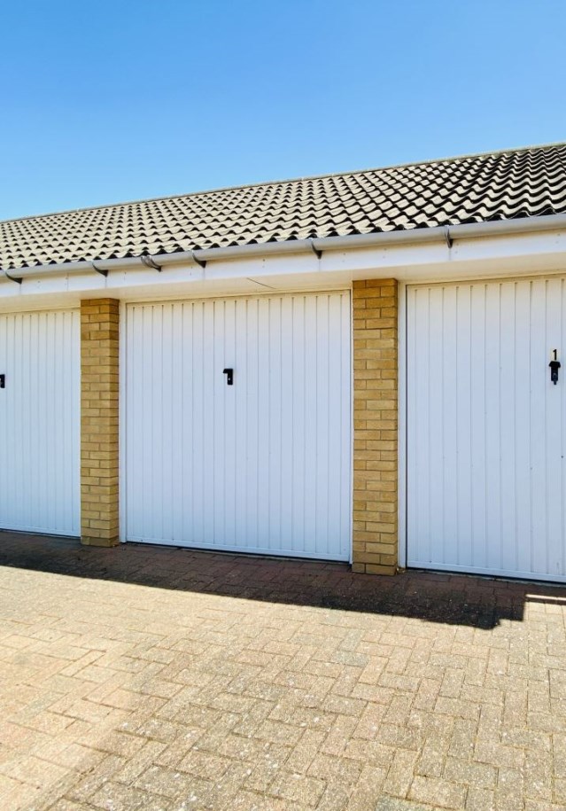A Single Garage with private parking space in Hampton